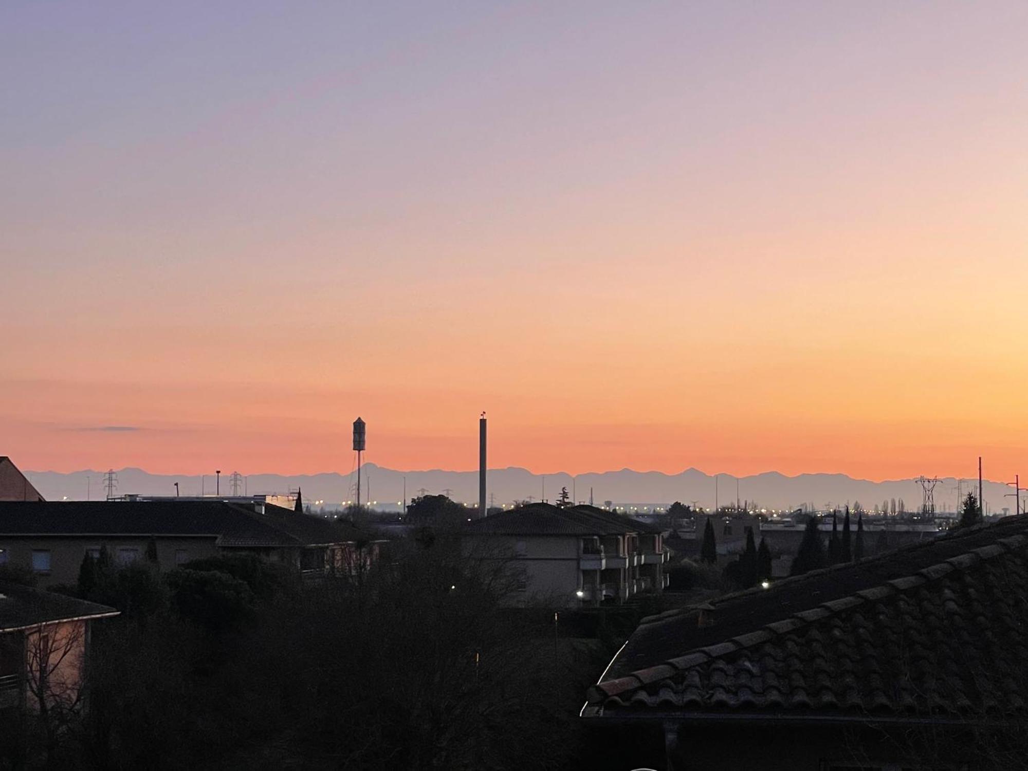T2 Vue Pyrenees Au Sud De Appartement Toulouse